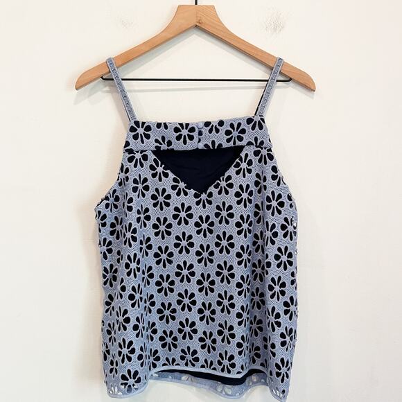 Anthropologie Maeve Crochet Daisy Eyelet Tank Top Blue Size 14 - Picture 7 of 9